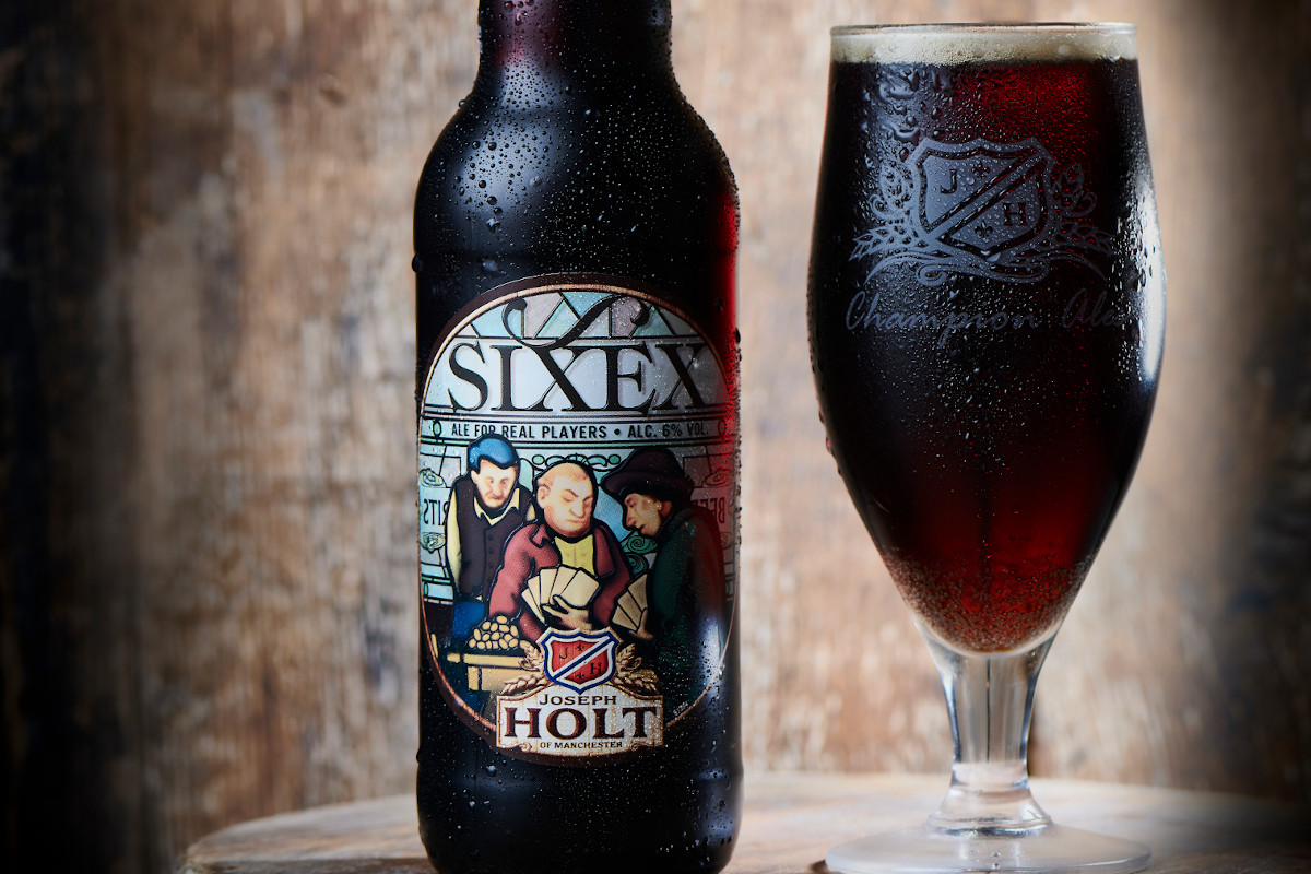 sixex dark ale and beer glass