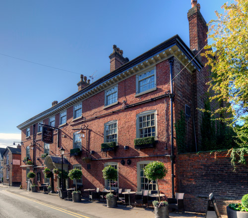 the angel food pub in knutsfords on king street