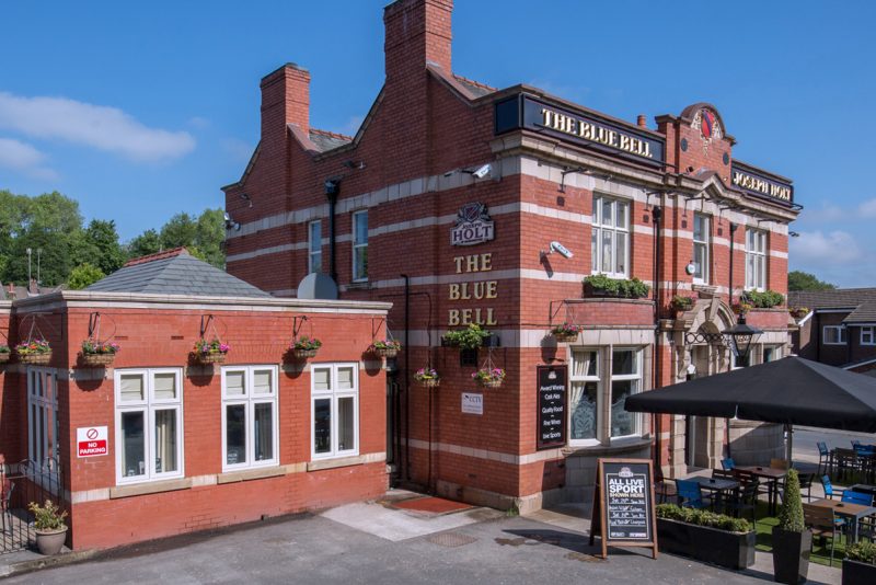 blue bell food pub in bury