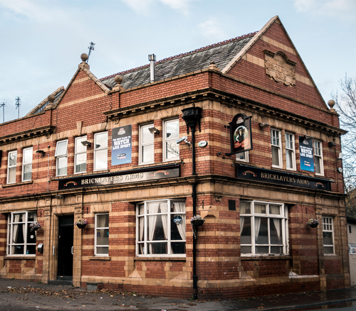 bricklayers arms pub ordsall