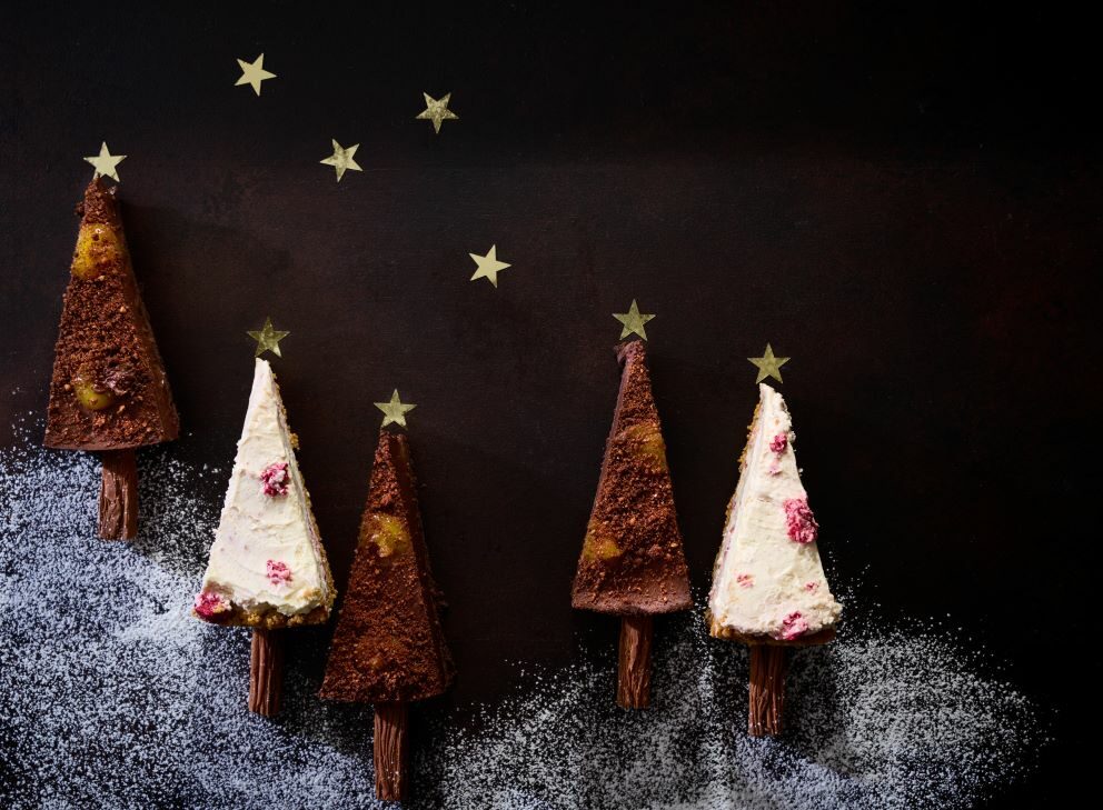 Chocolate cake Christmas trees