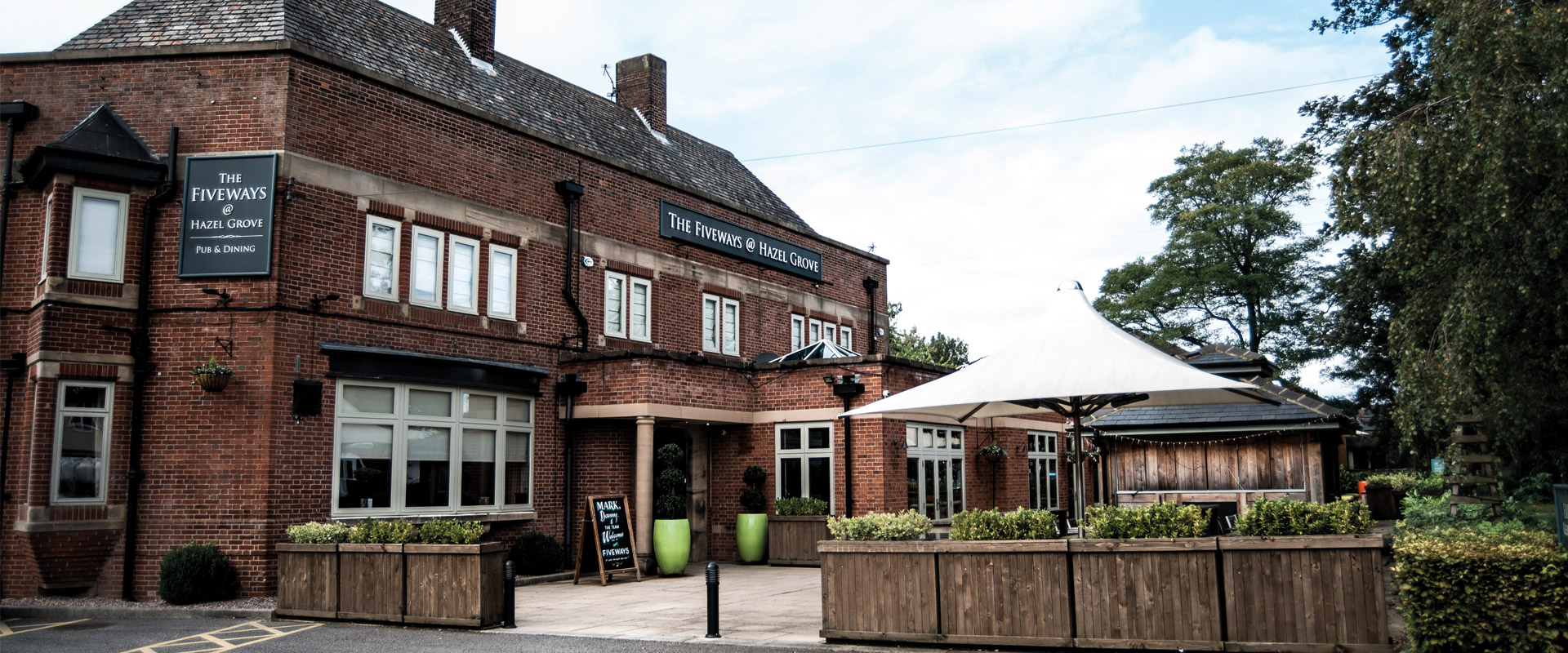 the fiveways food pub in hazel grove