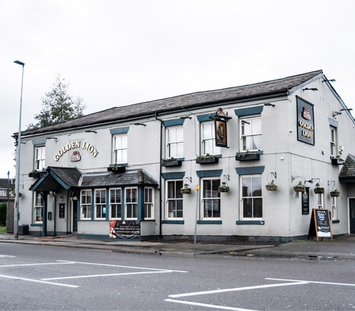 golden lion swinton food pub