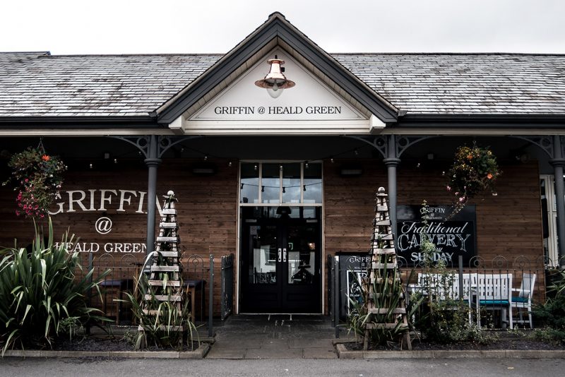 griffin food pub in heald green stockport