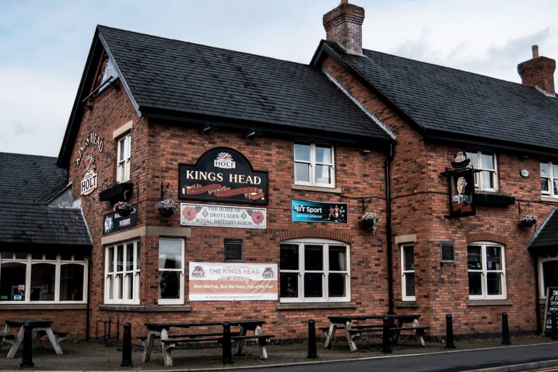 kings head pub droylsden