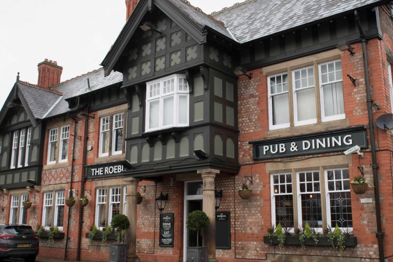 the roebuck food pub in urmston manchester