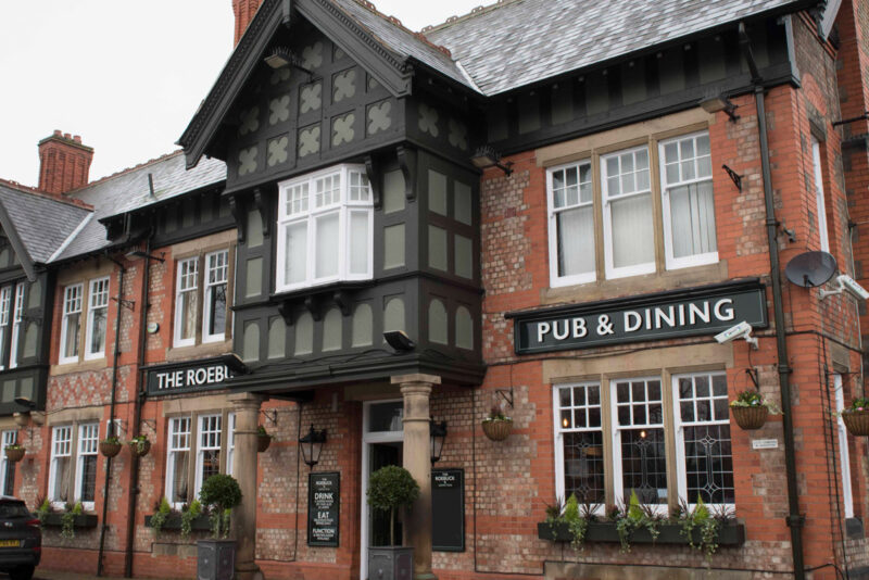 the roebuck food pub in urmston manchester