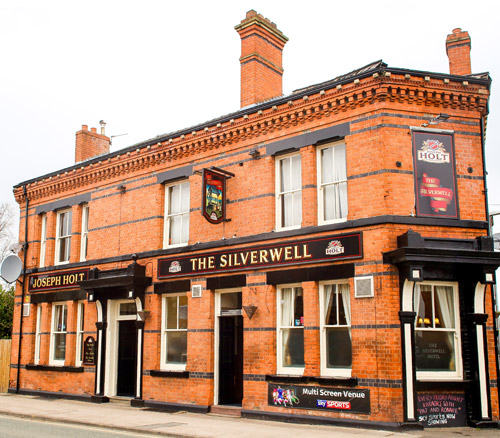 silverwell pub in scholes wigan