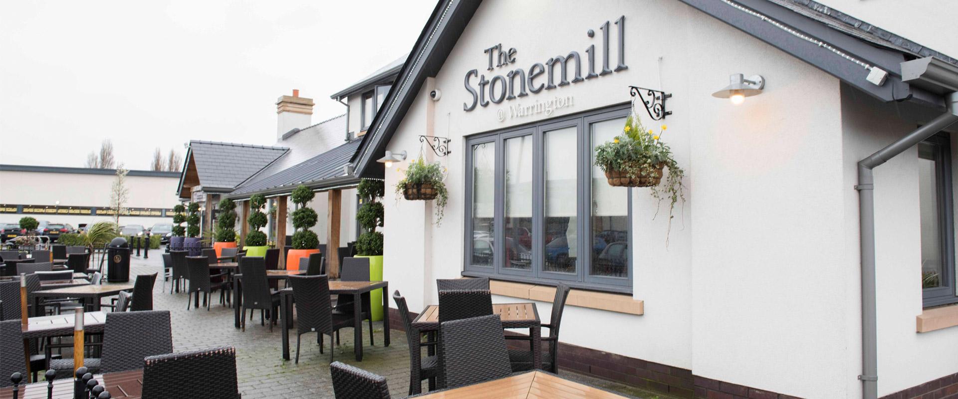 the stonemill outside of the food pub in warrington