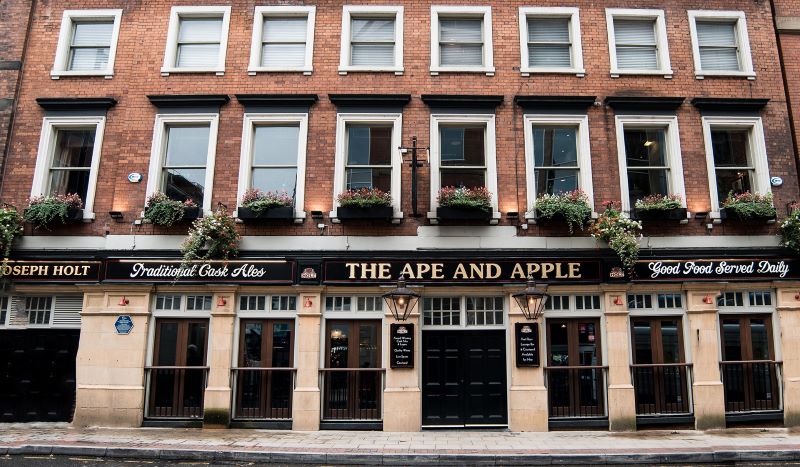 ape and apple manchester outside