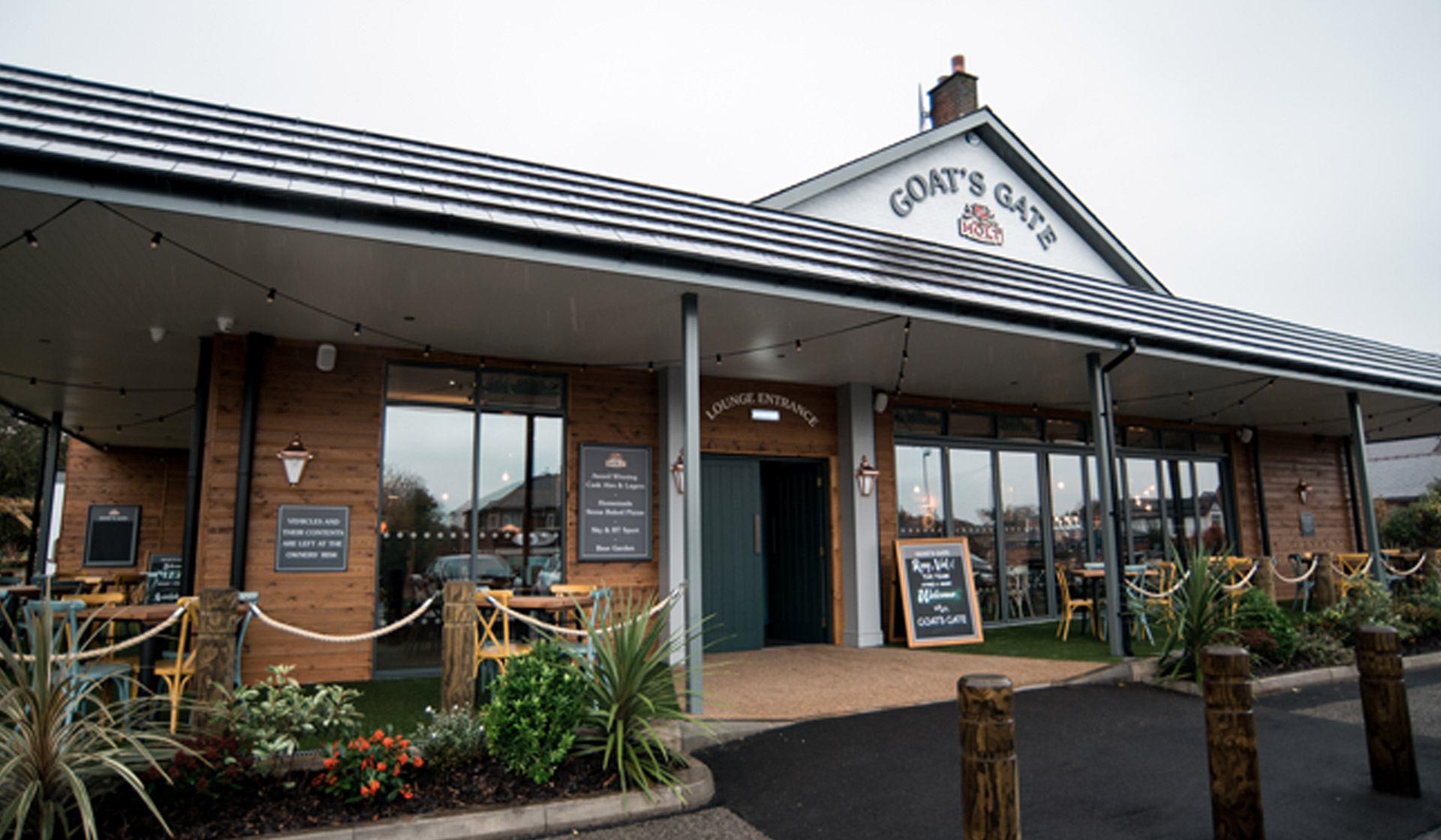 goats gate pub in whitefield with beer garden