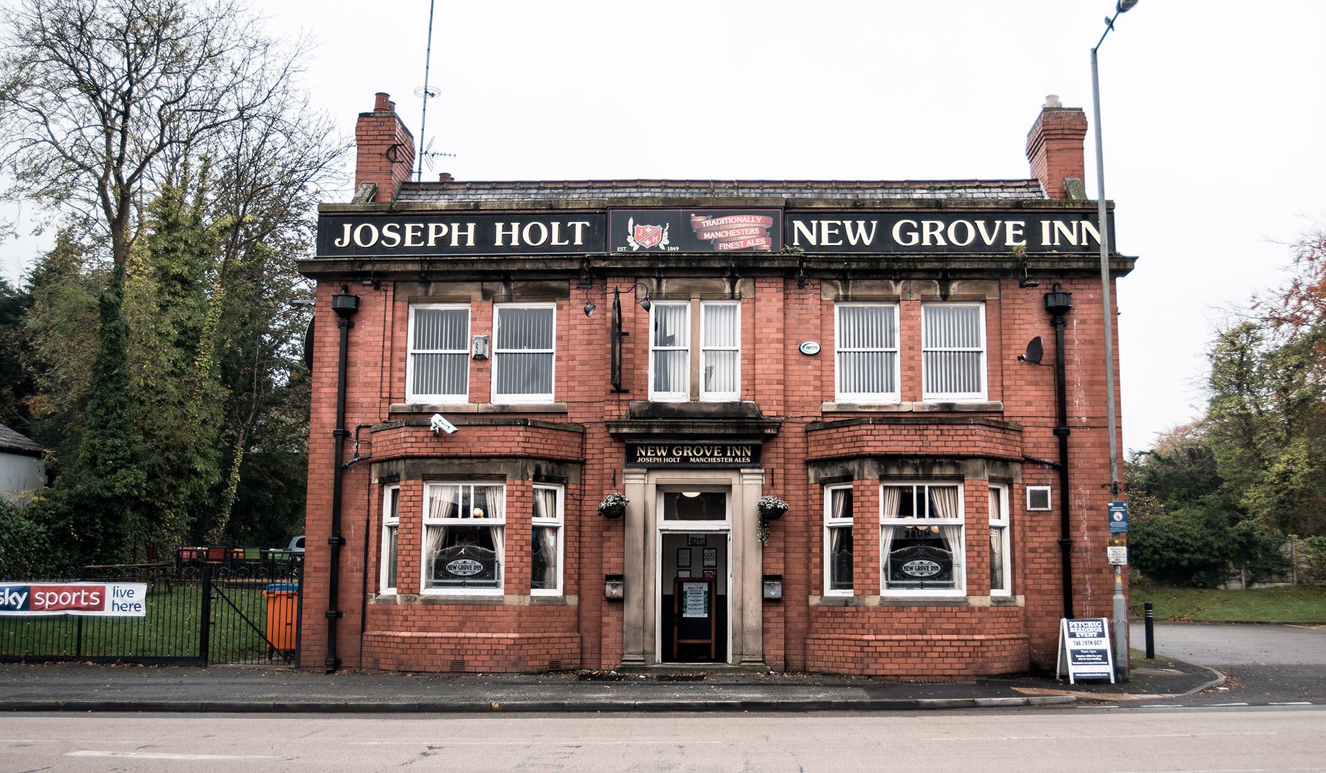 New Grove Inn featured Pub