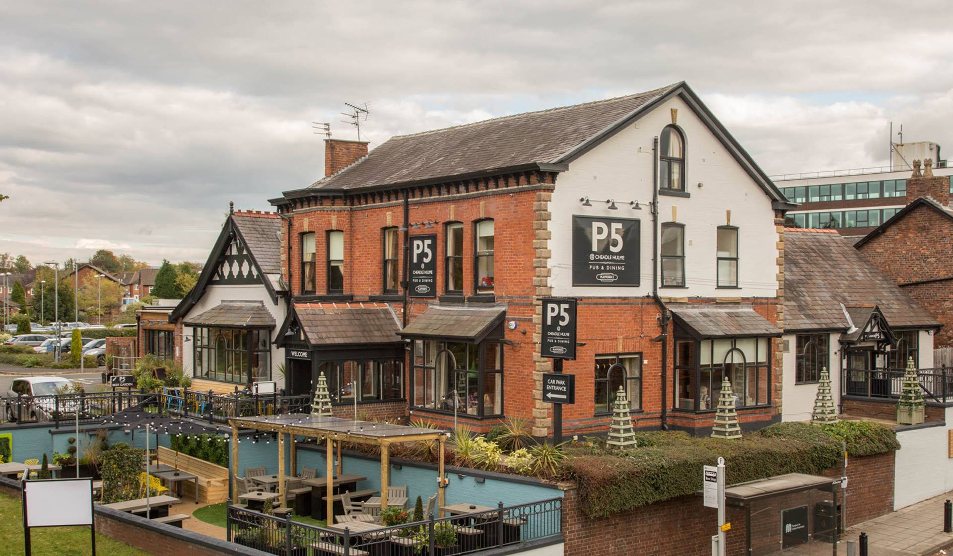 platform five pub in cheadle hulme