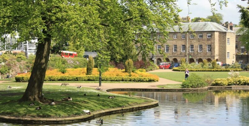 pavillion gardens peak district