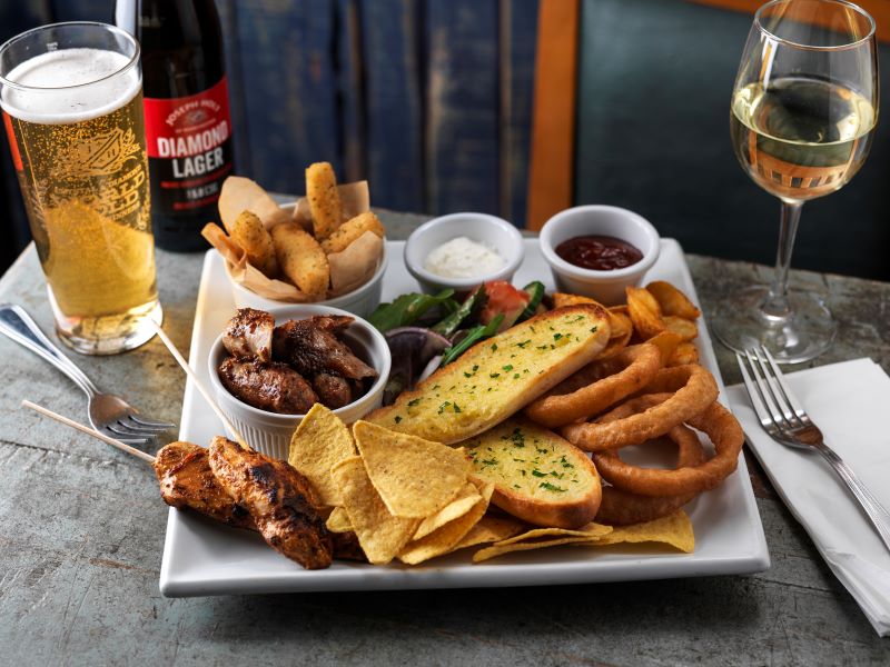 beer and sharing platter